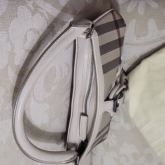 BURBERRY BAG AUTHENTIC VINTAGE EUC - Picture 6 of 11